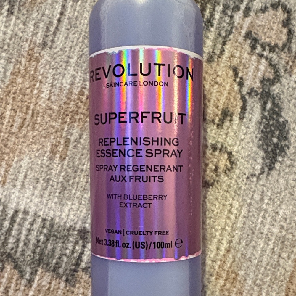 Revolution Superfruit Replenishing Spray with Holographic Label